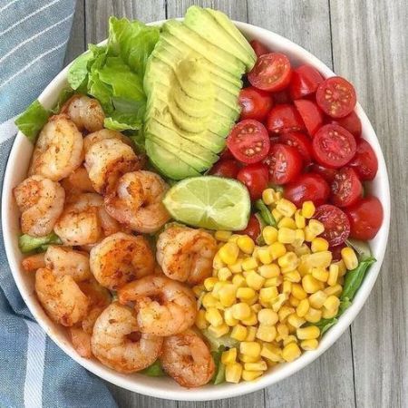 Seth Rogen's new diet which focused on vegetables and salad.